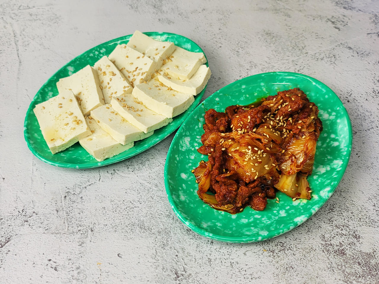 제육두부김치